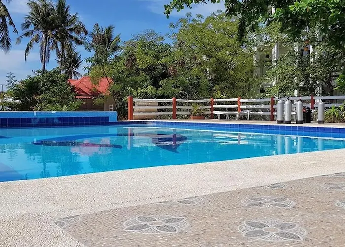 And Dive Bed & Breakfast *